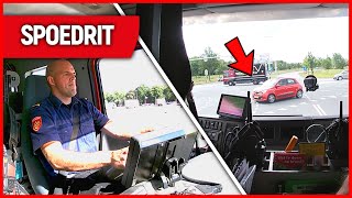 Rijles met zwaailicht en sirenes  Brandweervloggers Rick amp Richard  VLOG30 [upl. by Chance370]