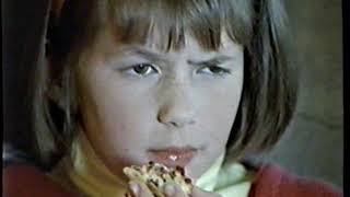 1995 Bagel Bites quotPizza in the morning Pizza in the Eveningquot TV Commercial [upl. by Ettolrahc]