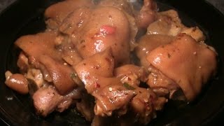 Soul Food PIGs FEET Recipe How To Make Tender Juicy Flavorful Pigs Feet [upl. by Yart]