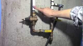 How to adjust amp measure home water pressure [upl. by Hafler]