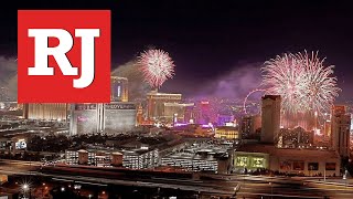 Las Vegas Strip celebrates 4th of July with fireworks [upl. by Mit861]