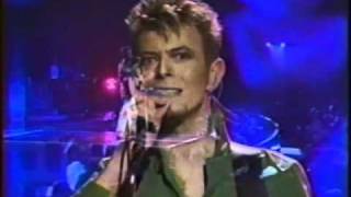 DAVID BOWIE  THE JEAN GENIE  LIVE NY 1997 [upl. by Baptist]